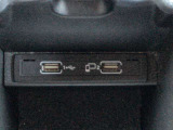 USB端子充電ソケット口