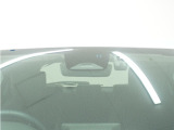 ◆Honda SENSING◆ カメラ等装置で精度の高い検知能力を発揮、安全運転を支援します。ステアリング上のコントローラーに注目!