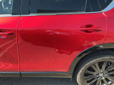 ドアエッジモールで隣の車や壁などにドアをぶつけてしまっても被害を抑えるここができます。