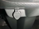 12V/120Wのアクセサリーソケットも付いてます!