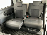 【スライドシート】後席にもスライド機構があることで、細やかに荷室スペースを確保!日常の様々なシーンに対応します♪