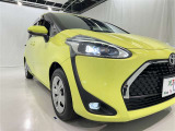 フォグランプ装着車です。暗い夜道の車両前方を明るく照らします