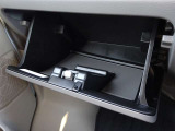 【収納】車検証やティッシュBOXいろいろすっきり収納できて便利です!