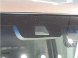 ◆Honda SENSING◆ カメラ等装置で精度の高い検知能力を発揮、安全運転を支援します。