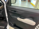 車両状態証明書には、キズ・へこみ・その他の状態が記載されております。