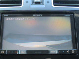 バックカメラを装備しております。車庫入れの苦手な方をバッチリとサポートします
