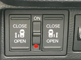 両側電動スライドドア装備!運転席からでもボタン一つで開閉可能です♪