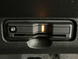 【ETC車載器】もはや必須アイテムのETCを搭載!高速道路のご利用時にとても便利!わずらわしい料金所での現金支払いが不要となりスムーズに通過できます♪