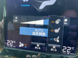 【シートベンチレーション】夏場は涼しい風でお尻や背中の熱・ムレを防ぎ、冬にはエアコンよりも早く温まってポカポカに!レザーシートにうれしい装備で、どんな季節も快適にお過ごしいただけます。