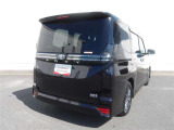 当店は全車『ロングラン保証』付!(1年間、距離無制限 HV車はHV保証付) 別途延長保証もご用意しております♪ ぜひ現車を確認にご来店ください