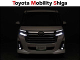 フロントフォグランプ装着車です。車両周辺も明るく見やすく照らしますので夜間走行も快適です。
