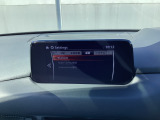 Bluetoothに接続することで、スマートフォンに入っている音楽アプリを車内で楽しめたり、通話が出来ます♪