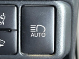 【オートマチックハイビーム】夜間の安全走行に役立つ便利な機能!先行車や対向車を検知し、ハイビームとロービームを自動で切り替えてくれます♪
