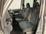 運転席、助手席です。クリーニング済みで綺麗になっております。