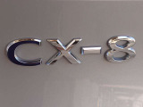 【CX-8】「TIMELESS EDGY」です。 普遍的な美しさや上質なデザインで心地良い刺激を届けるという意味が込められています。