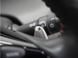◆パドルシフト装備◆オートマチック車でもミッション車のようなフィーリングを楽しめます。エンジンブレーキを使いたい時に役立ちます。