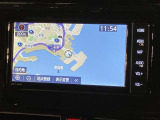 いまや必須装備「ナビゲーション」搭載!知らない場所に、スイスイッとドライブ。なんて便利な機能でしょうか?もう、これなしではハンドルを握れませんね!でも、運転中の操作は危険ですのでご注意ですね♪
