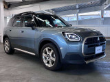 BMW・MINIの厳しい試験を突破したメカニックが多数在籍しております。ご購入後の納車前整備をしっかりいたします。楽しいMINIライフをお過ごしください。