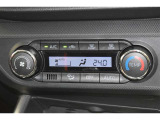 当店は全車『ロングラン保証』付!(1年間、距離無制限 HV車はHV保証付) 別途延長保証もご用意しております♪ ぜひ現車を確認にご来店ください