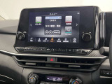 日産メーカーナビ、フルセグTV、AppleCarPlay・Bluetooth機能が付いておりますので快適にドライブを楽しむ事が出来ます。