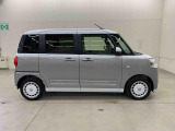 軽自動車、小型車を中心に常時300台展示車を御用意させて頂いております