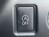 信号待ちなどでエンジンが停止する機能を状況に応じて手動でオフにできる「アイドリングストップOFFスイッチ」を装備