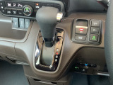 インパネシフトのオートマチック車です。