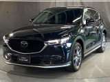 CX-5のアイデンティティは、デザイン、走り、室内、荷室、価格などを高次元でまとめたバランスの良さにあります!一芸で選ばせるSUVではなく、長く付き合うほど良さが分かるSUVなのです!
