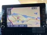 現在地周辺の道路や施設を画面上で確認でき、目的地までのルート検討に役立ちます。地点登録や表示変更の項目もあり、行き先に合わせて活用できます。