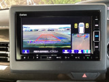 マルチビューカメラを搭載ですので、まるで見下ろし映像のように車両の周囲を確認できます。