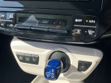 オートエアコンで車内快適♪ご希望の温度に設定すれば風向きや風量を自動で調整してくれますよ!