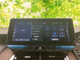 AM・FMラジオのほか、USBやBluetoothなど複数の音源を画面から選べます。利用する音源を確認しながら切り替えられるため、普段の移動時間に合わせて活用いただけます。