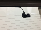 自社整備工場で点検整備をおこなってからお渡ししています。車検が残っている場合は『12ヶ月点検整備』を、車検整備付きの場合は『車検整備』をおこないます。整備費用は車両本体価格に含まれています。