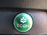 ECONボタンで低燃費モードに☆☆☆ECONスイッチを上手に使ってエコドライブ♪♪環境にもお財布にも優しい装備です☆☆☆
