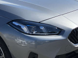 BMWでは古くから4つのリングが伝統のヘッドライトで御座います。