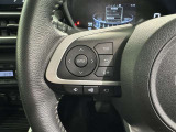 ステアリングスイッチ装備!運転しながら手元でオーディオの操作などができます。