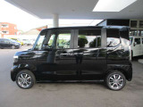 N-BOXカスタム  カスタム 660 4WD