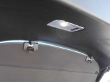 トランクランプ装備、LEDです