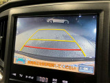 【バックカメラ】運転席から画面上で安全確認ができます。駐車が苦手な方にもオススメな便利機能です。