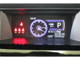 4.2インチの高精細な液晶に、クルマからのさまざまな運転情報を表示。さらにエコキャラモードなどにも出来ます。運転席から見やすいインパネ中央部に配置してあるので、走行中の視線移動が少なく快適です。