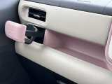 [インパネアッパートレー]小物入れは何個あっても便利ですよ☆あなたはここに何を入れますか^^