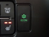 エンジン、エアコンなどを制御し低燃費な『ECONモード』に、また走りを楽しみたいとき、空調など快適性を重視したいときにはスイッチOFFで通常モードに切り替えができます!