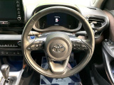 【純正革巻きステアリング】上質な革を使用することで、手にしっかり馴染みとても運転しやすいハンドルです♪