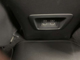 ETC車載器搭載しております。高速道路も料金支払いレーンに並ばず通過でき、とても便利です。ETCカードもお車購入時に入会する事ができます。お気軽にお問い合わせ下さい。