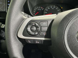 ステアリングスイッチ装備!運転しながら手元でオーディオの操作などができます。