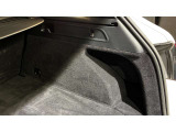 弊社は東京都内に新車ショールームを5ヶ所、認定中古車センターを2ヶ所、豊島区にサービスセンターを1ヶ所と、埼玉県所沢市に板金塗装センターを展開しております。