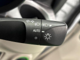 オートライト機能 周囲の明るさに応じて、ヘッドランプを自動的に点灯・消灯ができます。
