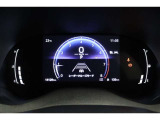 マルチインフォメーションディスプレイ付きのメーターです!エコ運転へ導く多彩な情報を表示してくれます。