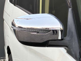 ウインカー付きドアミラーです相手車両へ指示案内