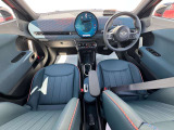 こちらのお車はMINI NEXT鶴ヶ島に展示中です。☆お問合せをお待ちしてます!